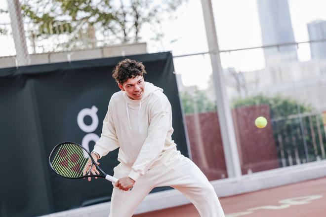 萨索洛与罗 萨索洛与罗