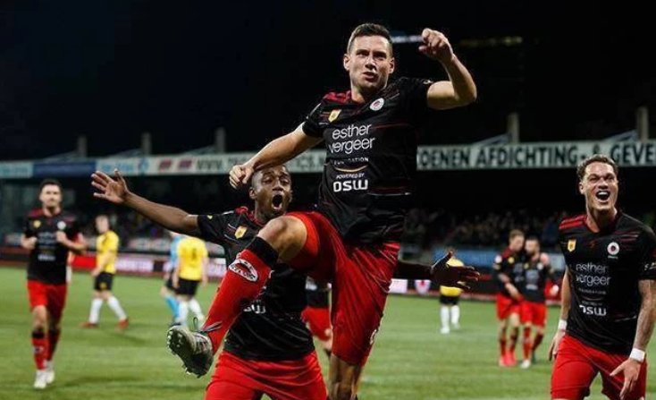 界的地位 界的地位