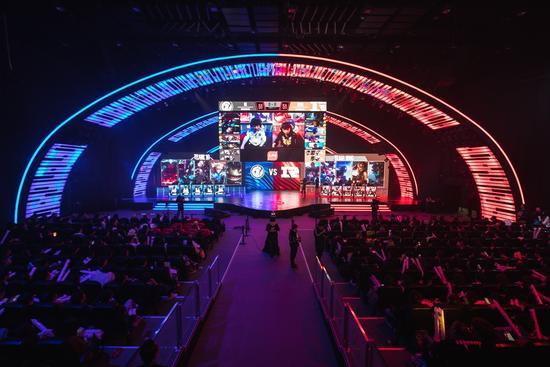 低迷继续扩 低迷继续扩